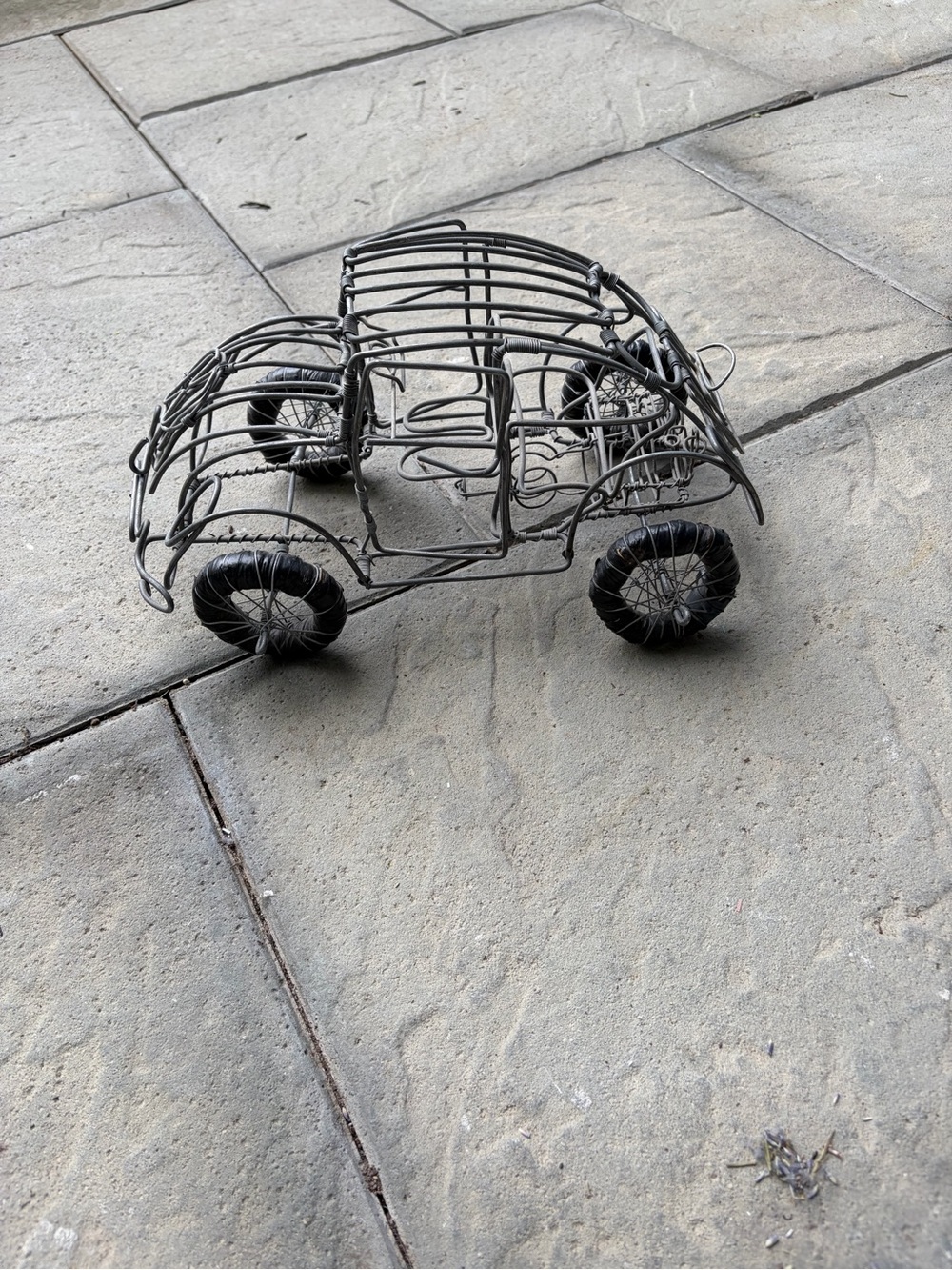 Bent Wire Vintage Style Car VW